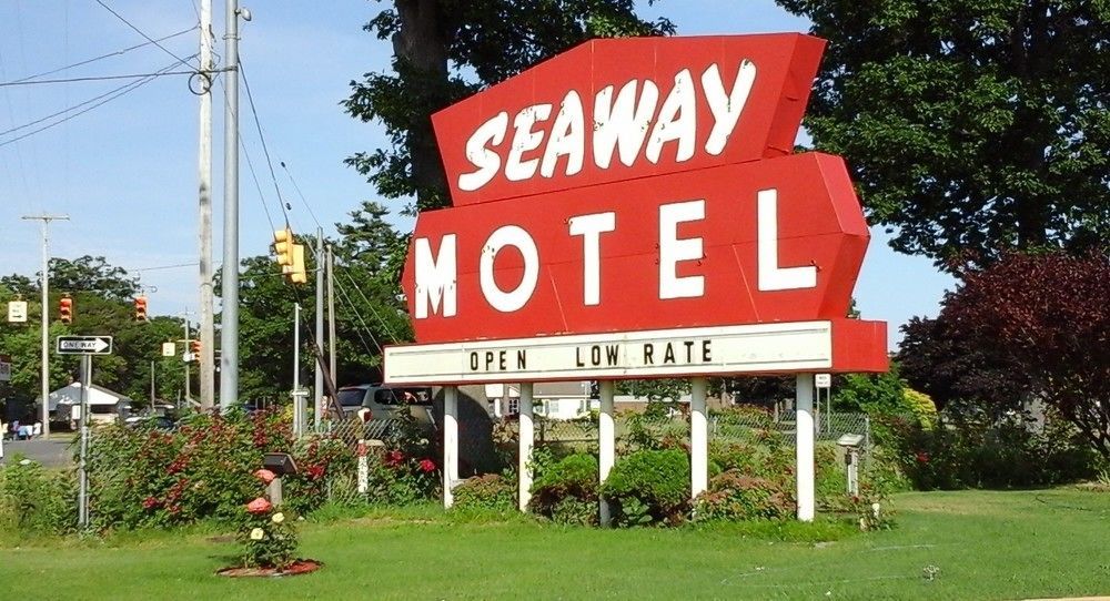 Seaway Motel Roosevelt Park 외부 사진